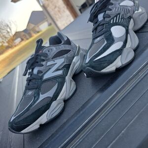 New Balance Men's 9060